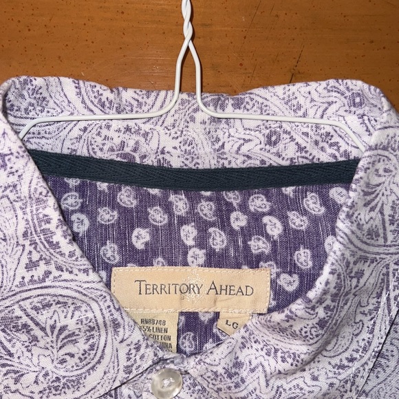 Mens Territory Ahead button down shirt - size large - Picture 2 of 4